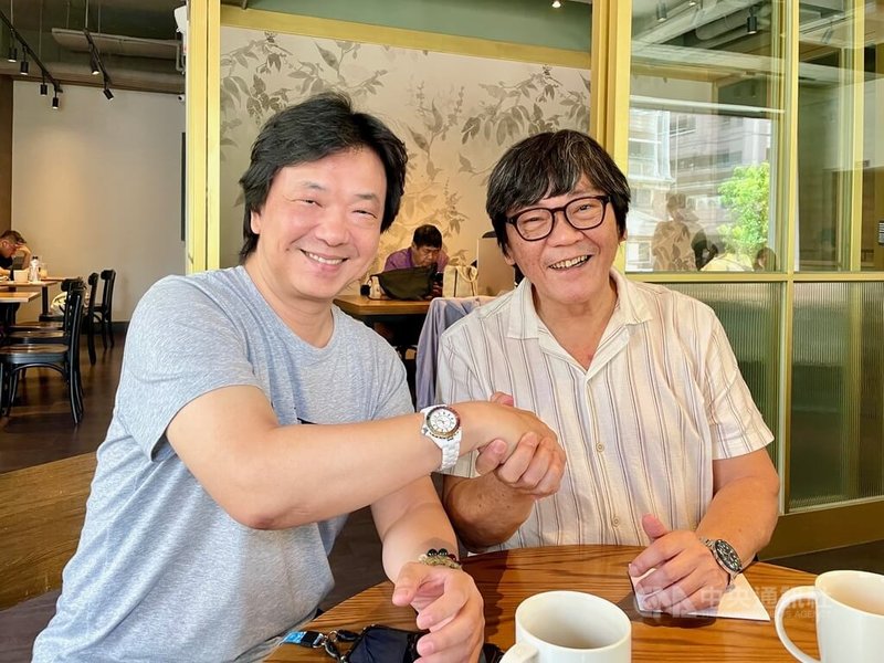 應芬蘭米凱利市Festival X Mikkeli藝術節之邀,高雄市國樂團將在藝術節演出4場,分別由葉和中(左)與郭哲誠(右)擔任指揮,展現台灣音樂能量。中央社記者趙靜瑜攝 114年6月22日