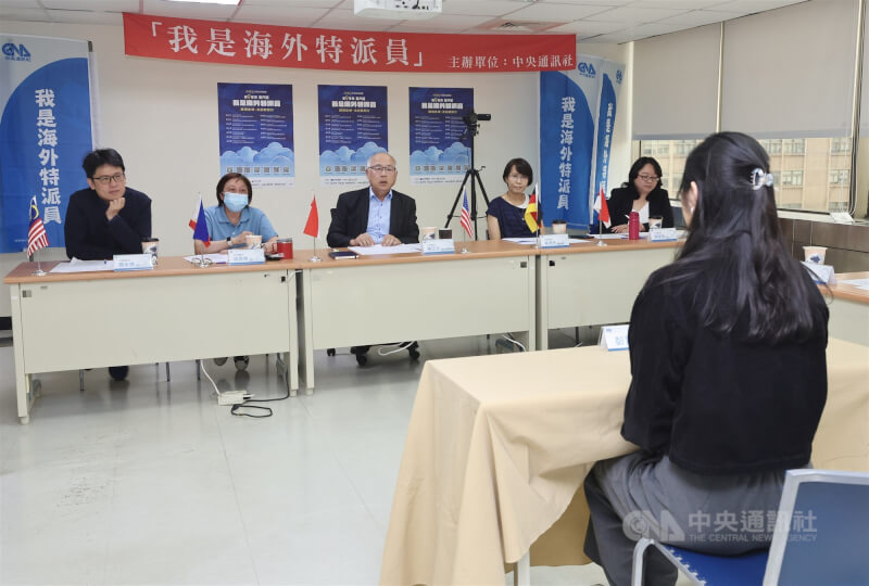 中央通訊社第8屆「我是海外特派員」活動23日進行複選筆試和口試，下午口試由5名口試委員向學員提問，內容包括國際新聞、時事觀點等相關內容。中央社記者張皓安攝  114年6月23日