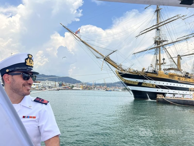 韋斯普奇號享有世界最美艦艇美譽,許多義大利海軍都以能在船上服役為榮。中央社記者黃雅詩拉斯佩齊亞攝 114年6月24日