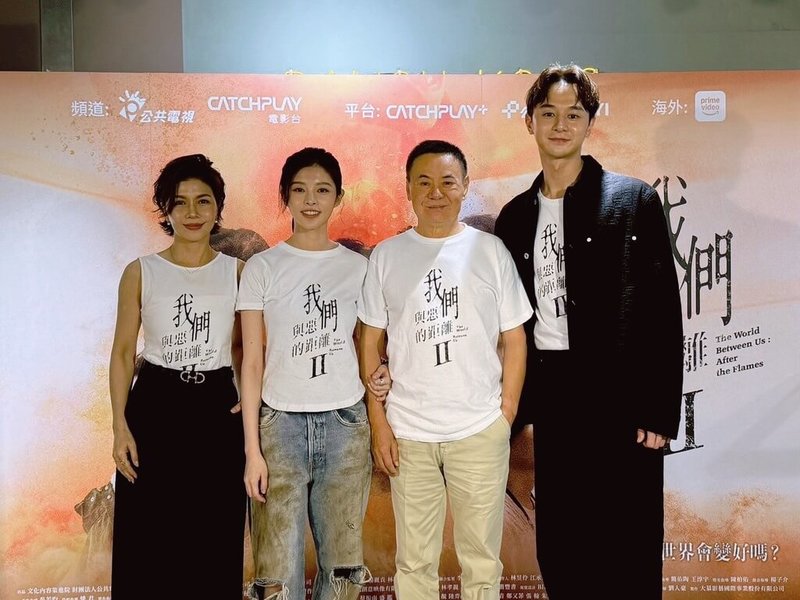 演員于子育(左起)、詹子萱、蔡振南、張軒睿25日出席戲劇「我們與惡的距離II」宣傳記者會,蔡振南和詹子萱在劇中飾演祖孫,且有掌摑橋段,詹子萱堅持打真的,這讓蔡振南相當心疼。(CATCHPLAY+提供)中央社記者洪素津傳真 114年6月25日