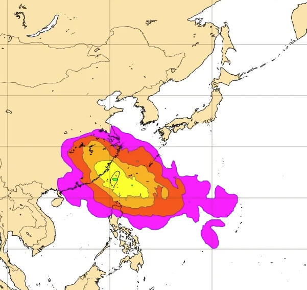 圖為歐洲系集模式7月4日熱帶氣旋活動模擬圖。(圖取自歐洲系集模式網頁ecmwf.int)