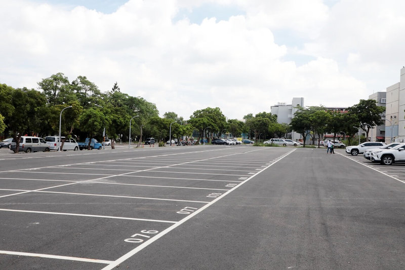 台南市南區新興新建停車場26日正式啟用,將提供339個停車位,有效紓解附近的金華市場、新興國宅區域停車需求。(台南市政府提供)中央社記者張榮祥台南傳真 114年6月26日