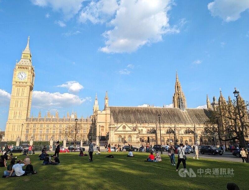 英國外交大臣拉米24日在國會報告政府對中關係全面盤點結論重點,但以「機密」、「保護國家利益」等理由,未公開絕大多數盤點內容和結果,盤點效益仍待觀察。圖為英國國會大廈。中央社記者陳韻聿倫敦攝 114年6月30日