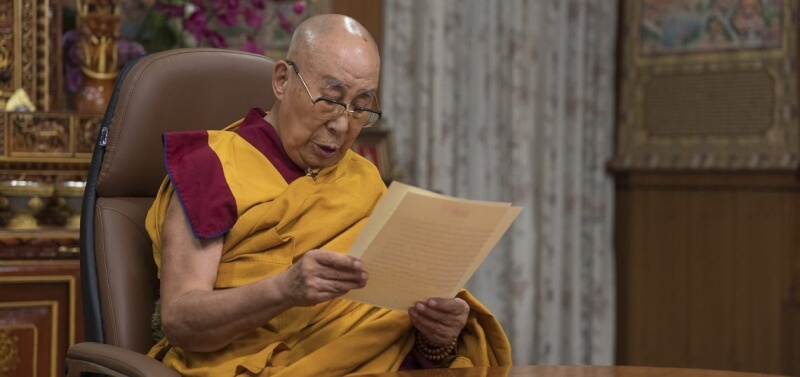 達賴喇嘛(圖)2日透過聲明表示,「達賴喇嘛轉世制度將會繼續」,而達賴喇嘛甘丹頗章基金會(Gaden Phodrang Foundation)將是唯一具認定轉世靈童的單位。(尊者達賴喇嘛辦公室提供)中央社記者李晉緯新德里傳真 114年7月2日