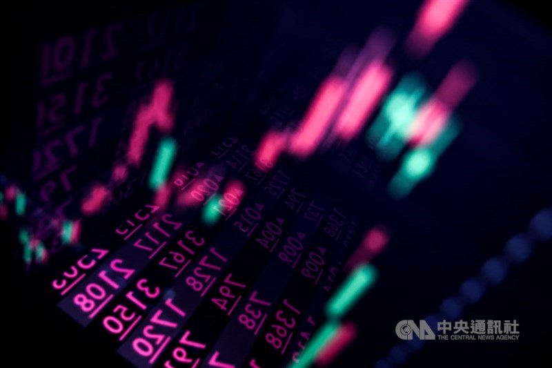 金管會今天公布,外資6月單月淨匯入92.89億美元,創下2021年以來同期最大。(中央社檔案照片)