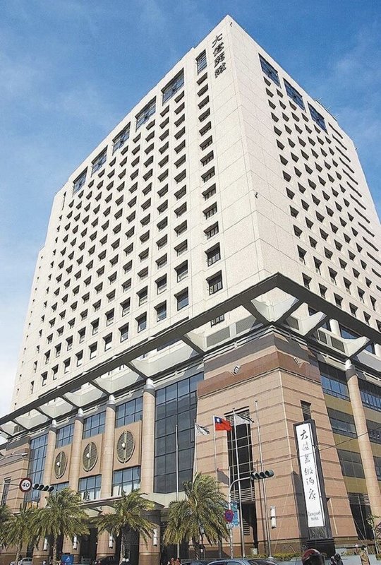 台南市大億麗緻酒店熄燈5年,如今由福泰國際旅館管理顧問公司接手,預定2026年第一季正式營運。(台南市政府提供)中央社記者張榮祥台南傳真 114年7月4日