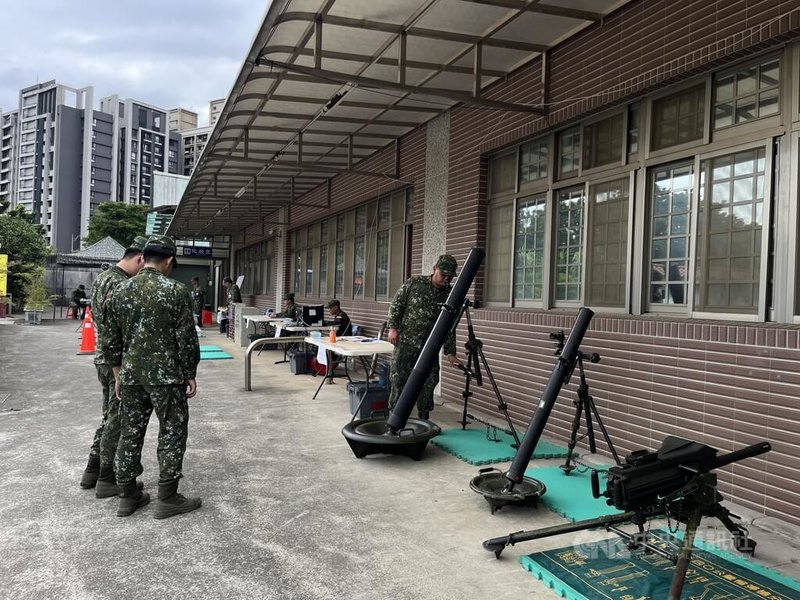 「漢光41號」實兵演習將於9日至18日舉行,其中陸軍第六軍團206旅為全旅動員教召,後備軍人完成報到後將進行專長鑒定。中央社記者葉臻攝 114年7月5日
