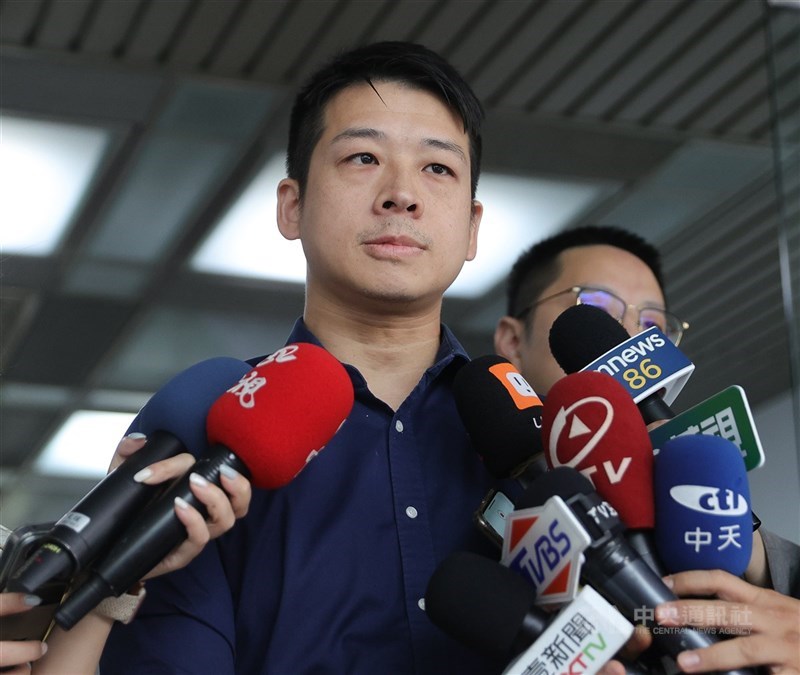 圖為民眾黨副秘書長許甫。（中央社檔案照片）