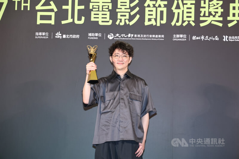 導演徐漢強(圖)以劇情長片「鬼才知道」榮獲最佳導演肯定。中央社記者翁睿坤攝 114年7月5日