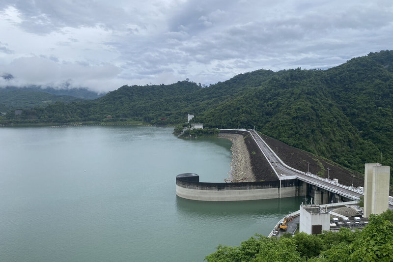 曾文水庫集水區近日降雨豐沛,9日上午水位標高達228公尺,蓄水率100%,下午1時起將進行調節性放水。(水利署南區水資源分署提供)中央社記者楊思瑞台南傳真 114年7月9日