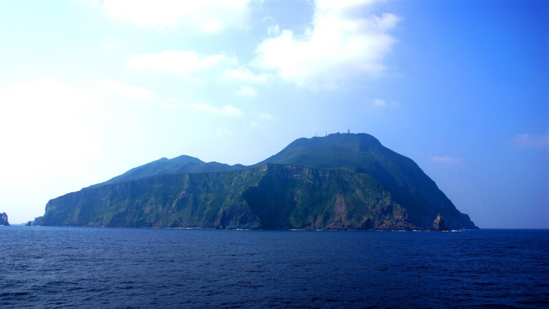 惡石島。（圖取自維基共享資源，作者名古屋太郎，CC BY-SA 3.0）