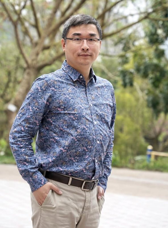 新北市教育局10日表示,新北5名教師以專業與熱情,灌溉孩子的成長歷程,獲教育部114年杏壇芬芳獎。圖為青潭國小教務主任顏佐宇將創意與行政,激發學生創造力,因融入教育獲獎。(新北市教育局提供)中央社記者黃旭昇新北傳真 114年7月10日