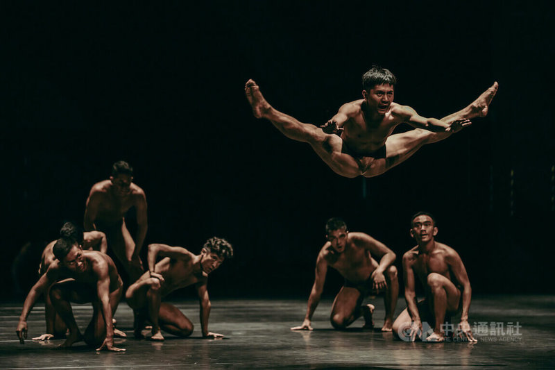 布拉瑞揚舞團7月底將首度在美國多處展開巡演,圖為獲獎舞作「路吶」。(布拉瑞揚舞團提供,Lafun Photography)中央社記者廖漢原紐約傳真 114年7月11日