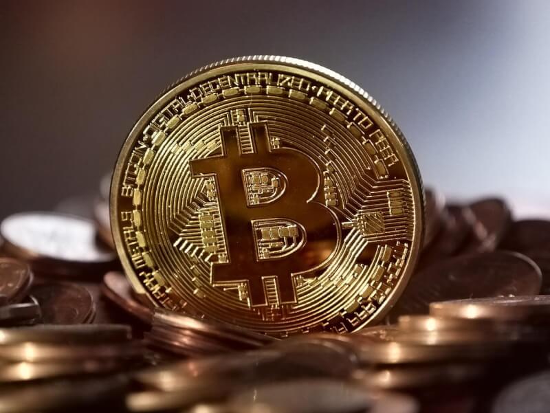 比特幣11日衝上11萬6000美元,再創歷史新高。(圖取自Pixabay圖庫)