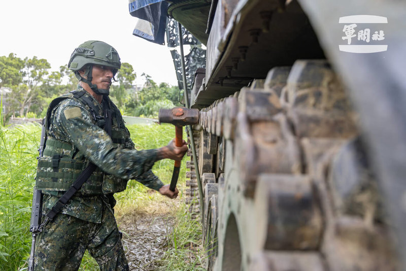 國軍第五作戰區裝甲部隊結合漢光41號演習,實施編實動員,強化後備部隊臨戰訓練。(軍聞社提供)中央社記者吳書緯傳真 114年7月12日
