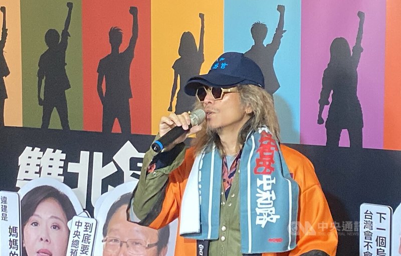 國民黨新北市立委林德福罷免案進入最後關鍵期,罷團由朱約信(圖)領銜,指控林德福涉推親中法案等,籲民眾投下同意罷免票。圖為3月28日「雙北大罷共享辦公室」成立記者會,朱約信發言。中央社記者黃旭昇新北市攝 114年7月12日