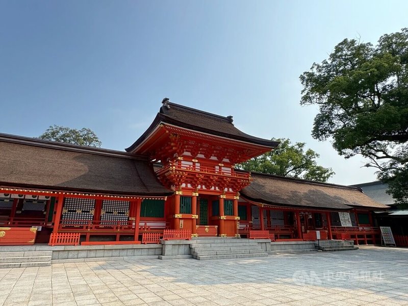 日本大分縣宇佐神宮是日本全國逾4萬間八幡社的總本宮,今年慶祝八幡大神鎮座1300年,將舉行派遣敕使(天皇的使者)的敕祭。中央社記者楊明珠大分攝 114年7月17日