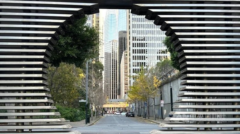 舊金山灣區就業市場表現不佳，6月流失6800個工作機會，不再是帶動加州就業增長的主要引擎。中央社記者張欣瑜舊金山攝　114年7月19日