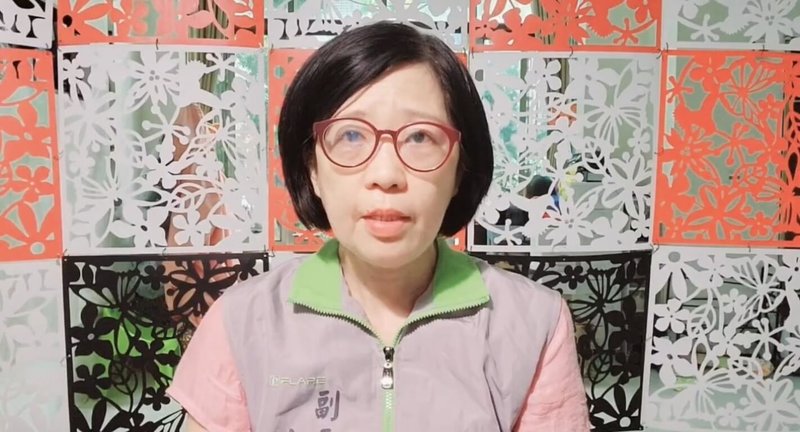 台南市某知名餐飲日前傳出消費者疑似食物中毒事件，市府衛生局獲報派員稽查採檢，衛生局副局長林碧芬（圖）19日公開說明稽查情形。（台南市政府提供）中央社記者張榮祥台南傳真  114年7月19日