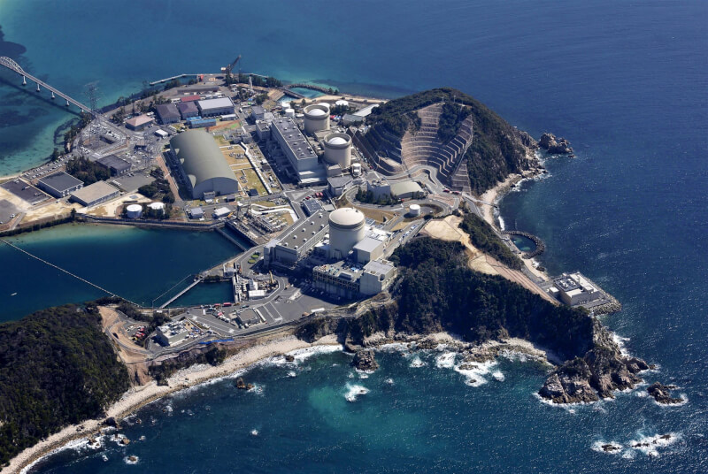 圖為關西電力公司美濱核電廠。(共同社)