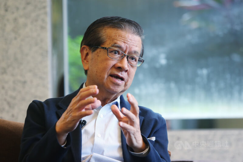 流通教父徐重仁(圖)在臉書表態力挺大罷免,批評在野黨挾人數優勢,不斷阻擋、杯葛甚至強推與民意背離的法案。(中央社檔案照片)