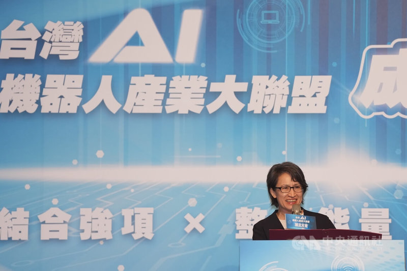 副總統蕭美琴22日在台北,受邀出席「台灣AI機器人產業大聯盟成立大會」,致詞期許台灣相關業者在國際上更有競爭力。中央社記者徐肇昌攝 114年7月22日
