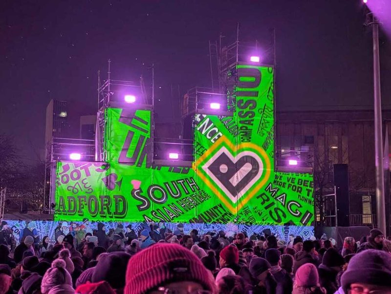 英格蘭北部布拉德福市(Bradford)經遴選成為2025年英國文化之都,在英國政府支持下,將推出一整年的藝文節目,1月的開幕活動曾吸引逾萬人參與。(文化部駐英國台北代表處文化組提供)中央社記者陳韻聿倫敦傳真  114年7月24日