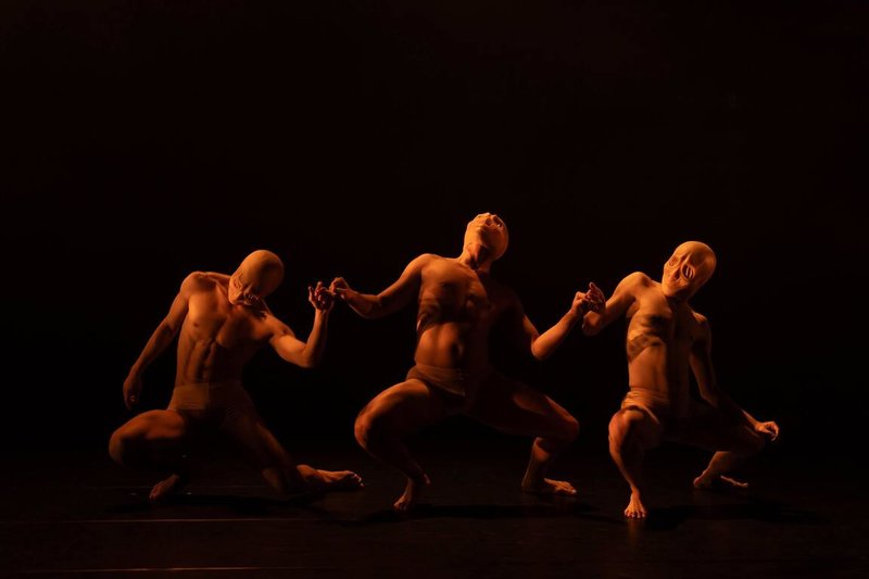 台灣表演藝術團隊「身體處方」獲選2025年「英國文化之都」計畫的「台灣焦點」節目，7月30日將在英格蘭北部布拉德福市（Bradford）演出舞作「㒩」。（文化部駐英國台北代表處文化組提供）中央社記者陳韻聿倫敦傳真  114年7月24日