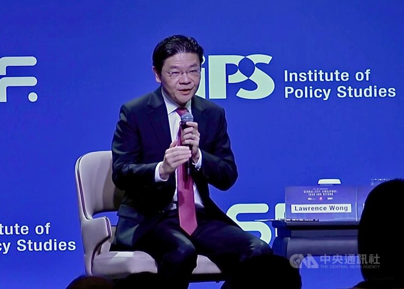 新加坡總理黃循財29日出席智庫論壇表示,新加坡將與志同道合的夥伴合作深化經濟整合,推動以規則為基礎的貿易,強化作為區域內乃至全球「首選夥伴」的價值定位。中央社記者吳昇鴻新加坡攝 114年7月29日