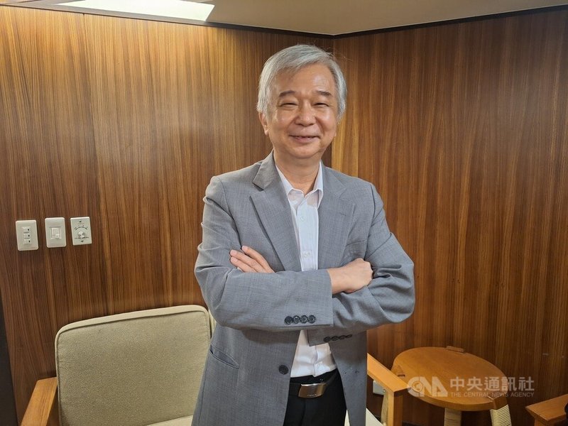 共信30日舉辦法說會,總經理林懋元表示,治療中央型肺癌嚴重氣道阻塞(MAO)新藥,下半年除持續擴在中國市場市占率外,也將加速此新藥全球取證布局。中央社記者何秀玲攝 114年7月30日