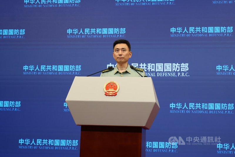 日媒近期報導，日本及美國在延伸威懾磋商的兵推中設想使用核武器。中國國防部發言人張曉剛30日表示，日方一些人謀求引入甚至使用核武器，是極其危險的動向；應以實際行動維護地區和平安全。中央社記者謝怡璇北京攝  114年7月30日
