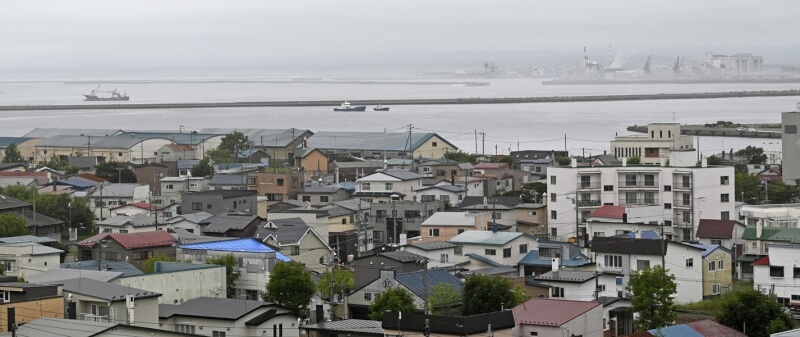 日本太平洋沿岸發布海嘯警報,北海道釧路港已測到海嘯抵達。(共同社)