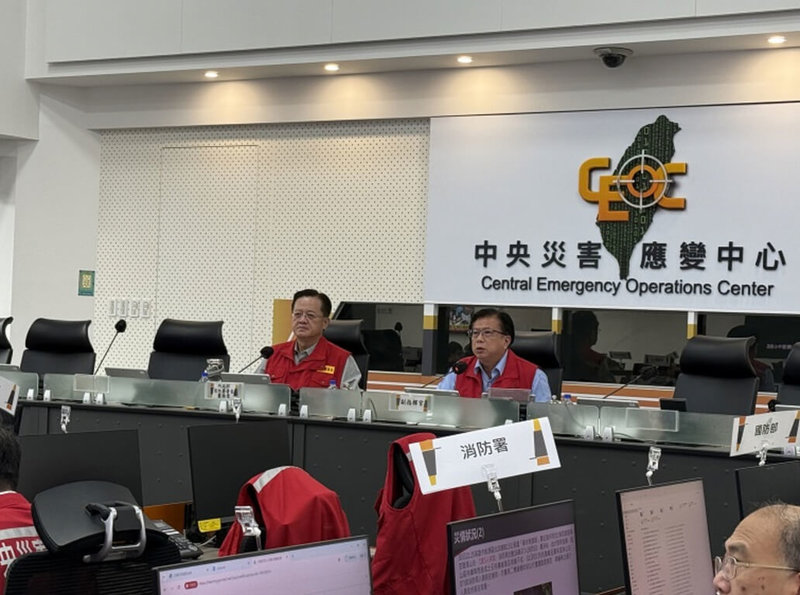 連日豪雨造成中南部山區多處土石山崩,中央災害應變中心針對0728豪雨召開第9次工作會報,請搜索救援組密切追蹤救援狀況,並請交通工程組及農林漁牧組持續監控道路及土石災害狀況,提供地方政府參考。(水利署提供)中央社記者曾智怡傳真 114年7月31日