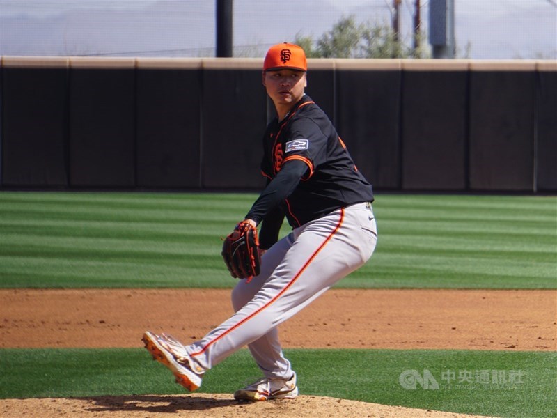 投手鄧愷威再獲重返美國職業棒球大聯盟（MLB）機會。（中央社檔案照片）