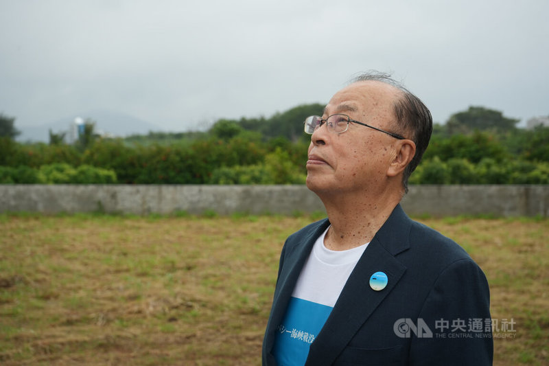 第11屆巴士海峽戰歿者慰靈祭3日在屏東恆春潮音寺舉行,戰歿者遺族大嶌秀昭從日本九州佐賀縣前來參加,對台灣人費心維持潮音寺環境表示感動。中央社記者黃郁菁攝 114年8月3日