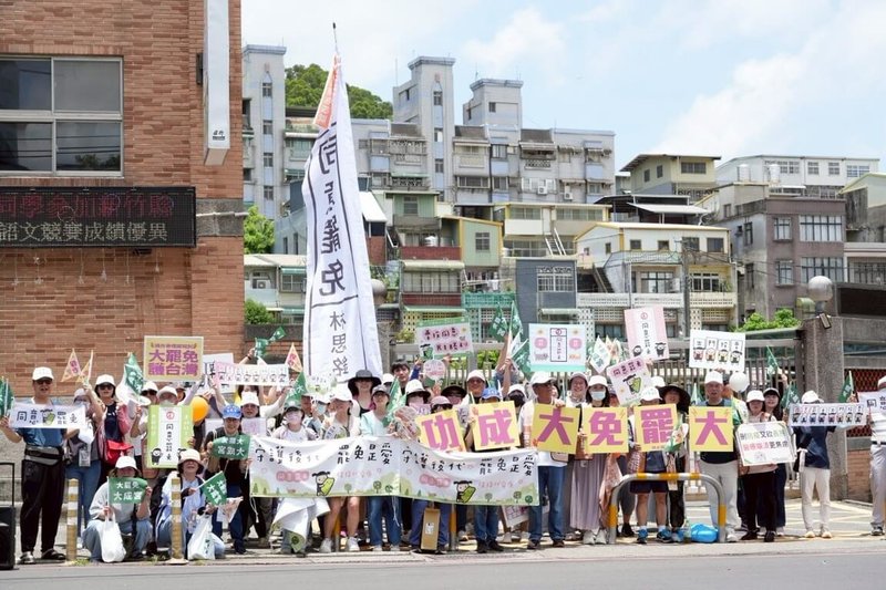 罷團「撕除惡銘」5日表示,團隊志工不分年齡和職業共同參與罷免行動,也持續在街頭宣講,盼民眾能站出來投同意罷免票,讓新竹縣迎向光明未來。(斯除惡銘團隊提供)中央社記者郭宣彣傳真 114年8月5日