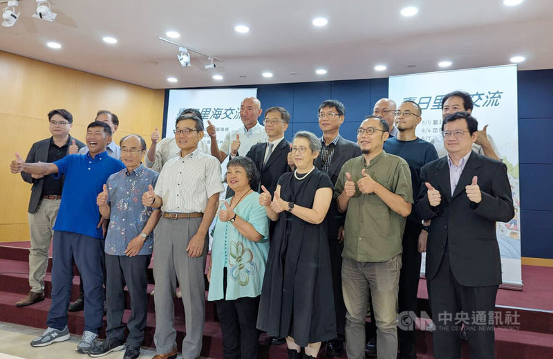 台灣媽祖魚保育聯盟、台灣再生能源推動聯盟等環保團體與水產試驗所等單位5日舉辦台日里海交流論壇，強調人與海共生的永續發展，希望透過交流找出海洋資源與生物多樣性可以永續利用的海洋管理策略。中央社記者張雄風攝　114年8月5日