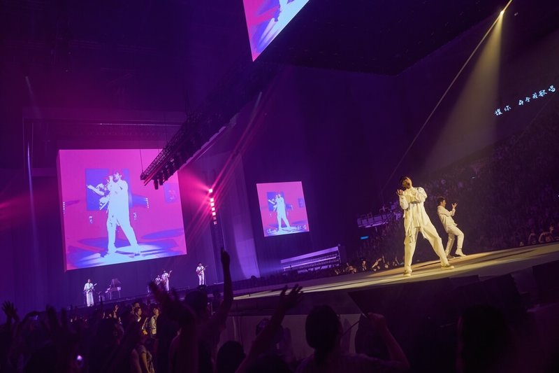 樂團蘇打綠9日在高雄巨蛋舉辦「二十年一刻」演唱會，也是他們隔11年重新在高雄巨蛋開唱。（緒風提供）中央社記者王心妤傳真 114年8月10日