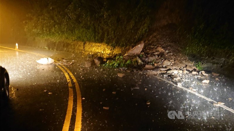 山區致災風險提高，高屏7鄉區土石流警戒值調降。（中央社檔案照片）