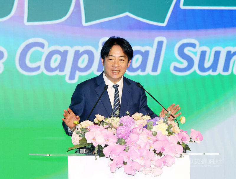 2025台灣創投年會12日在台北舉行，總統賴清德致詞表示，立法院已同意政院送出的挹注國防新台幣1500億元特別條例，國防部預計年底再送出一筆特別預算，將朝不對稱戰略發展，包含對外軍事採購與強化國防自主，讓基礎工業有機會朝向國防自主工業，透過升級讓經濟更好。中央社記者郭日曉攝  114年8月12日