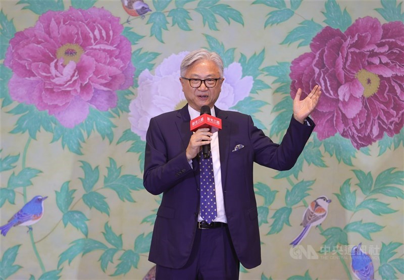 圖為新纖董事長吳東昇。 （中央社檔案照片）