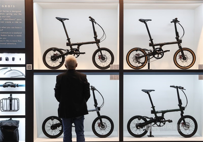 圖為2025台北國際自行車展，各類型自行車產品吸引買家目光。 （中央社檔案照片）