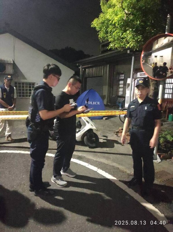 雲林縣黃姓男子13日凌晨2時許疑不滿祖母碎念,竟持木棍、水果刀攻擊祖母,鄰居和親人到場勸阻無效,警方獲報趕到時,祖母已倒在血泊中身亡,檢方以黃男有逃亡之虞向法院聲押獲准。(檢方提供)中央社記者姜宜菁傳真 114年8月14日