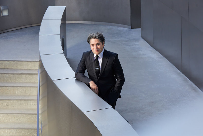 指揮家杜達美（Gustavo Dudamel）擔任洛杉磯愛樂音樂總監來到最後一年，10月他將率領樂團與維也納金色大廳合唱團、迪士尼音樂廳駐廳洛杉磯大師合唱團訪台演出。（牛耳藝術提供）中央社記者趙靜瑜傳真  114年8月15日