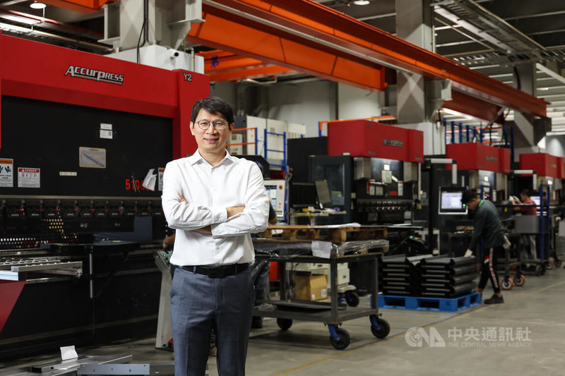 美國對等關稅衝擊中小企業,明昌國際總經理陳琮仁表示,明昌早在兩年多前啟動永續智慧工廠的興建計畫,透過智慧製造與產品高值化,為明昌築起護城河。中央社記者翁睿坤攝 114年8月20日