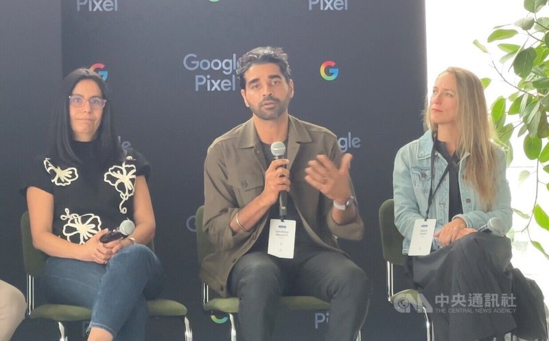Google在美國紐約舉辦硬體新品全球發表會,Google Pixel產品管理資深總監查克(左1)、Google晶片產品管理主管希德(右1)在記者會受訪。中央社記者張欣瑜紐約攝 114年8月21日