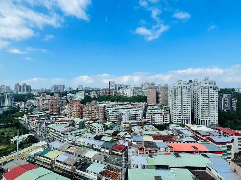 永慶房產集團統計近一年實價登錄數據，淡水站為台北捷運中3房住宅房價最為親民的捷運站點，圖為房市示意圖。（永慶房產集團提供）中央社記者何秀玲傳真  114年8月22日