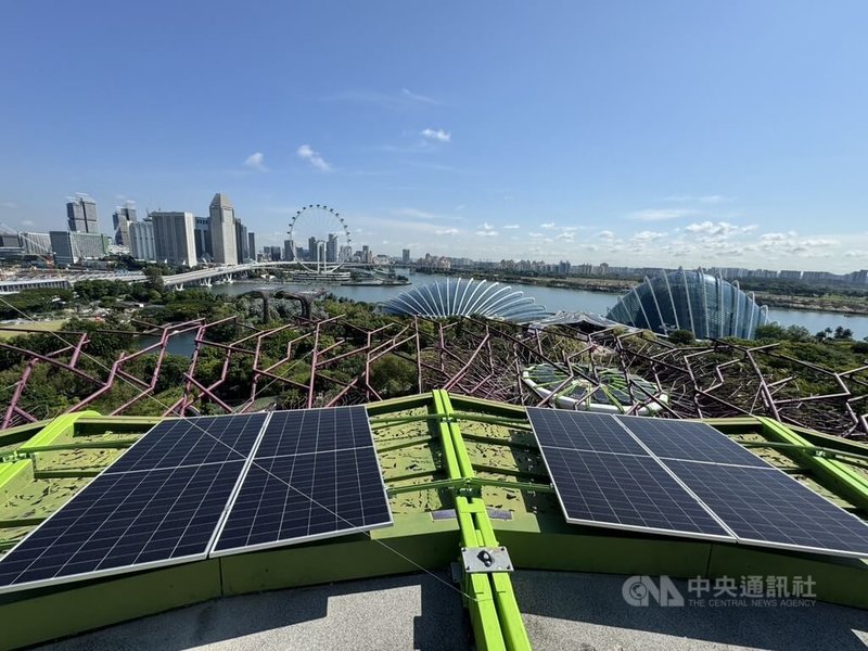 新加坡濱海灣花園環境和設計宛如一個完整綠能系統,近期完成太陽能系統升級。中央社記者吳昇鴻新加坡攝 114年8月22日