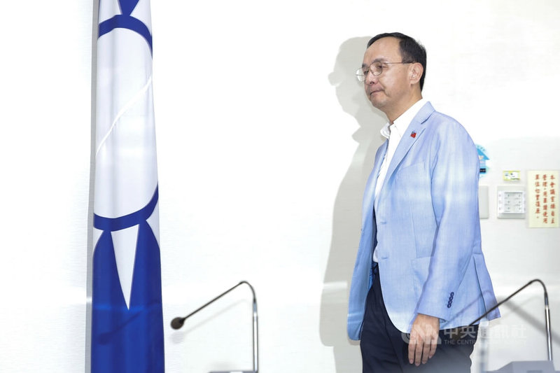 國民黨主席朱立倫（圖）23日於罷免案開票結果大致底定後，在中央黨部發表談話。朱立倫說，今天是屬於人民的日子，這不是一場政黨的勝利，而是人民的聲音戰勝了權力的傲慢。中央社記者翁睿坤攝　114年8月23日