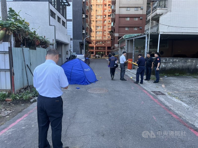 高雄市左營區22日發生槍擊案,羅姓男子遭不明人士當街射殺。警方表示,案件進入偵查核心,擴大追緝凶嫌。(中央社檔案照片)